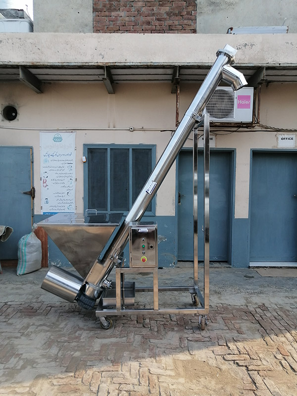 Screw Conveyor For Shifting Dry Ingredient